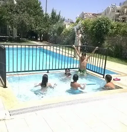 بيت للعطل Karadag Tatil Evi *